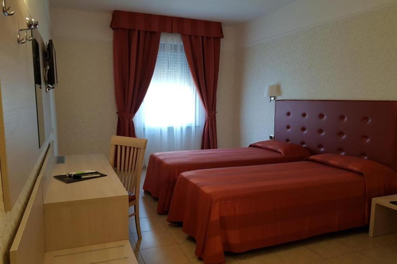Hotel Villa Rosa Roma Esterno foto