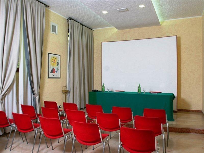 Hotel Villa Rosa Roma Servizi foto